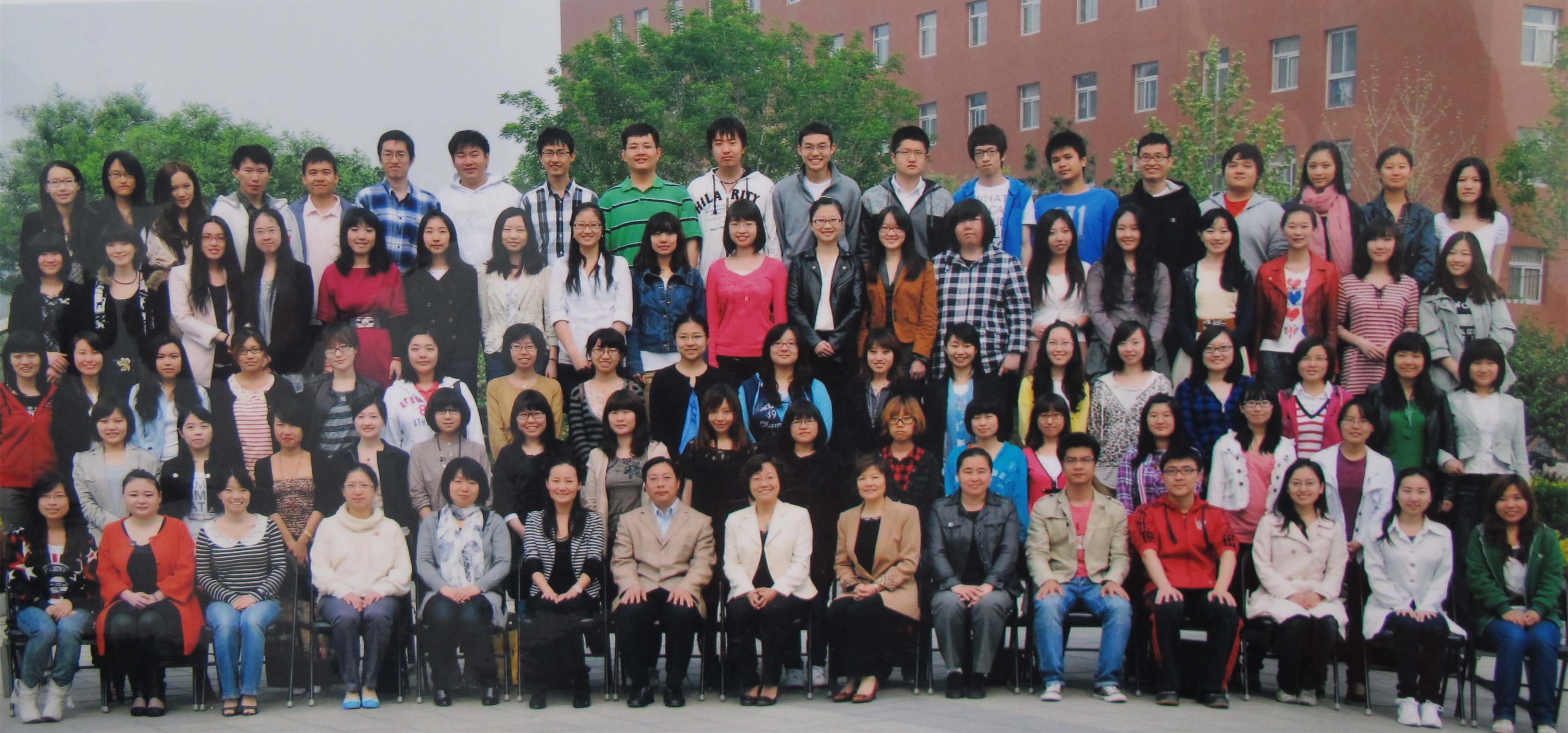 2011届.jpg